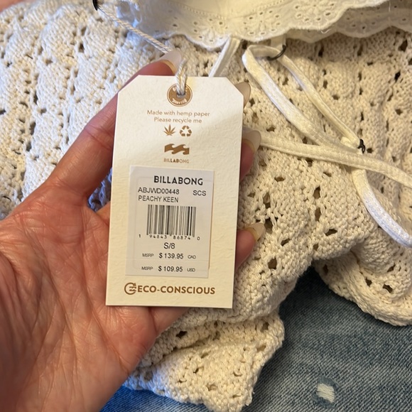 Billabong white midi lace dress. Never worn. Size small. Linen material. - Picture 7 of 7